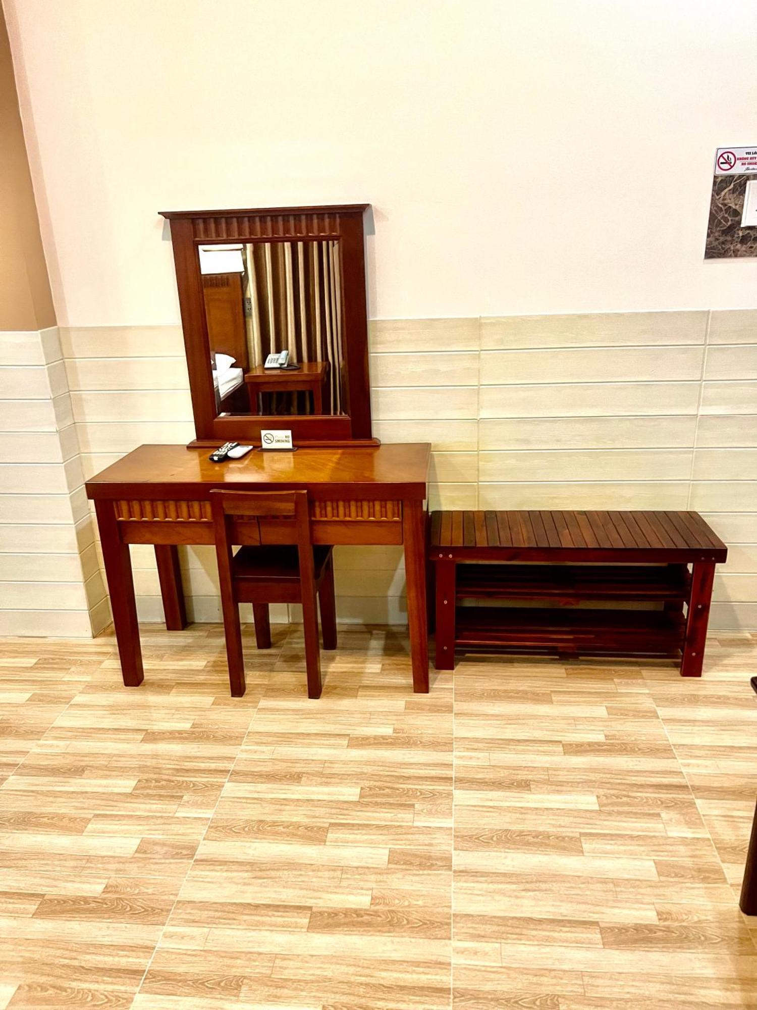 Xuan Huynh 3 Hotel Шокчанг Экстерьер фото