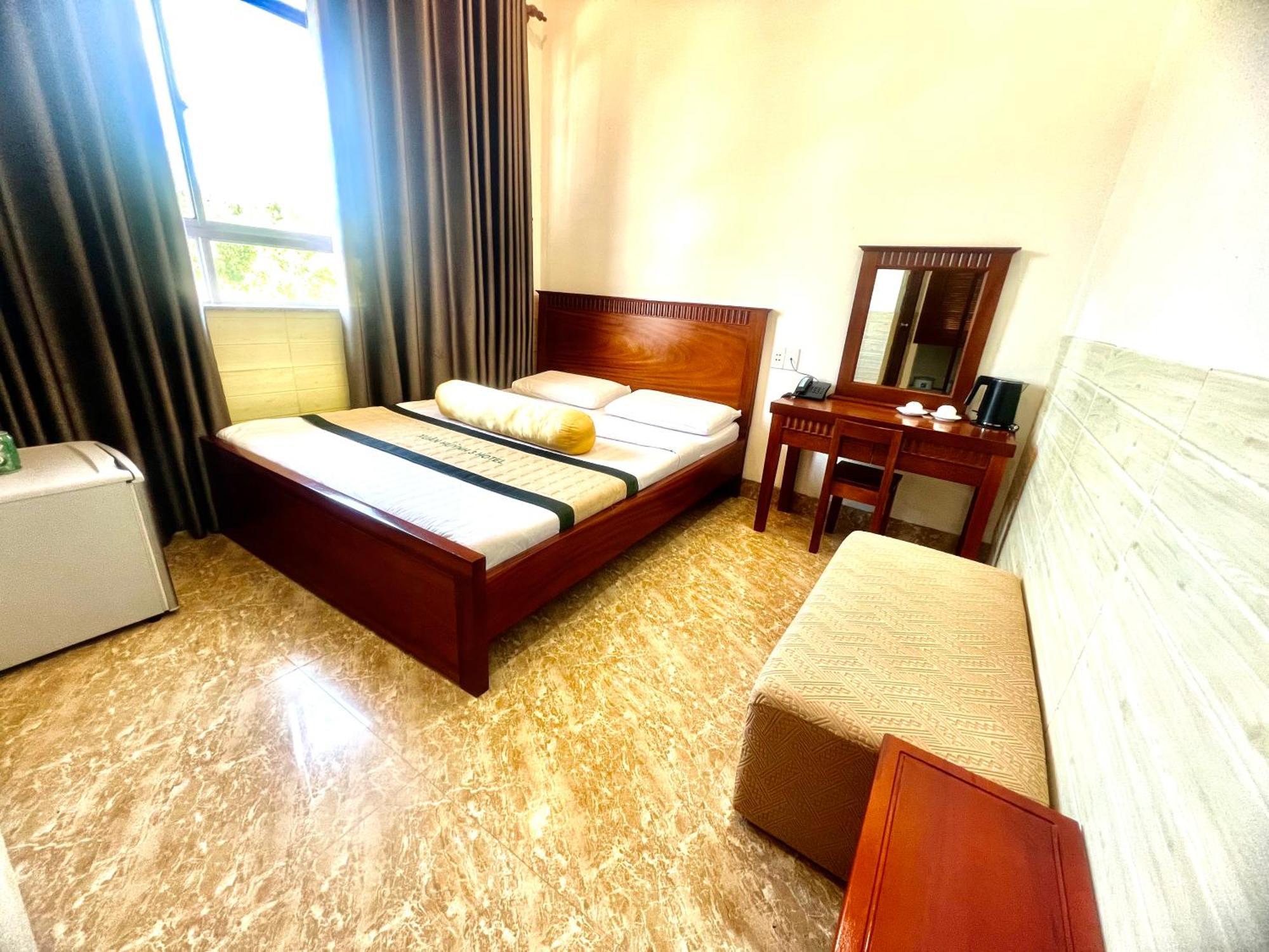 Xuan Huynh 3 Hotel Шокчанг Экстерьер фото