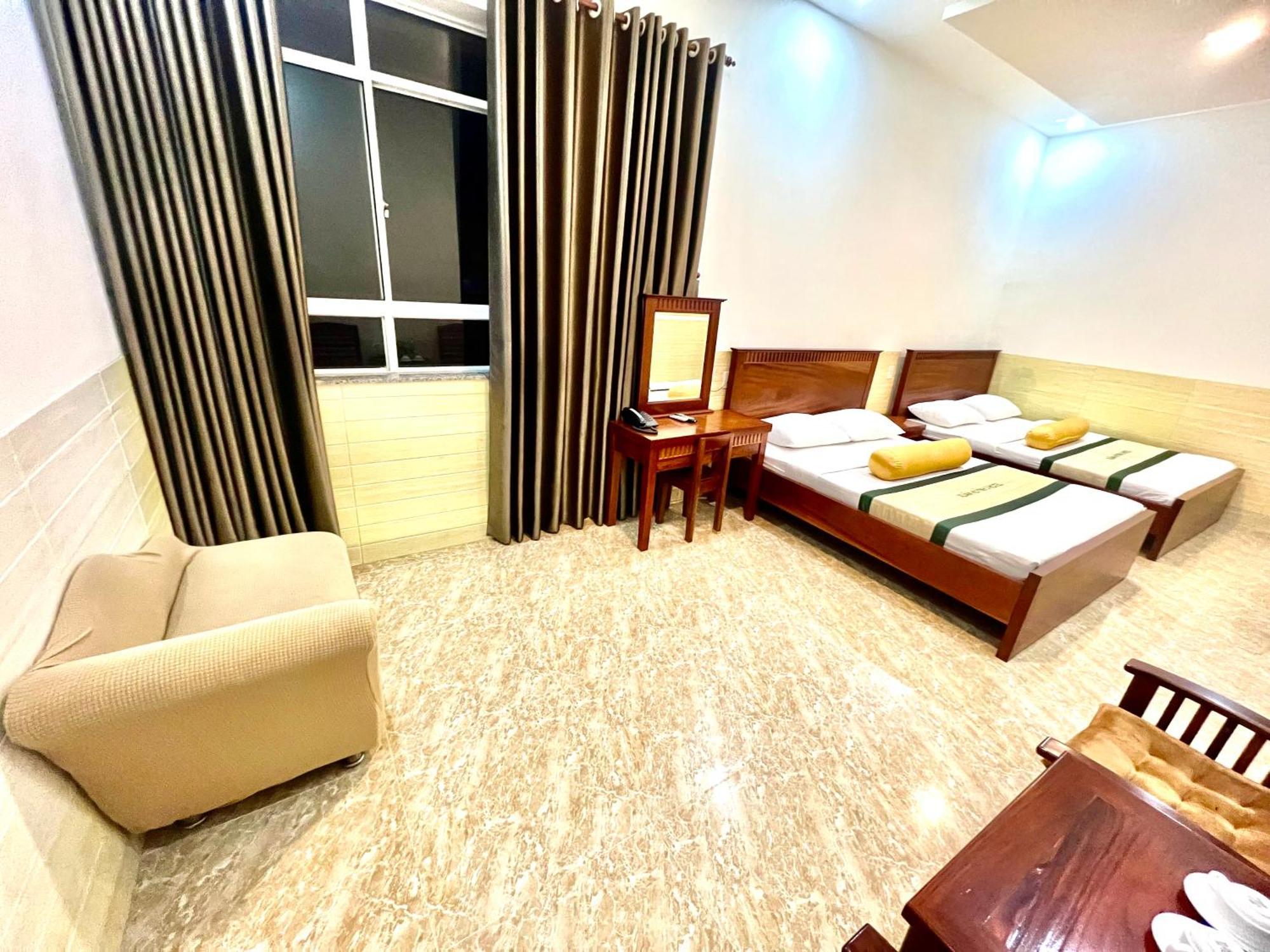 Xuan Huynh 3 Hotel Шокчанг Экстерьер фото