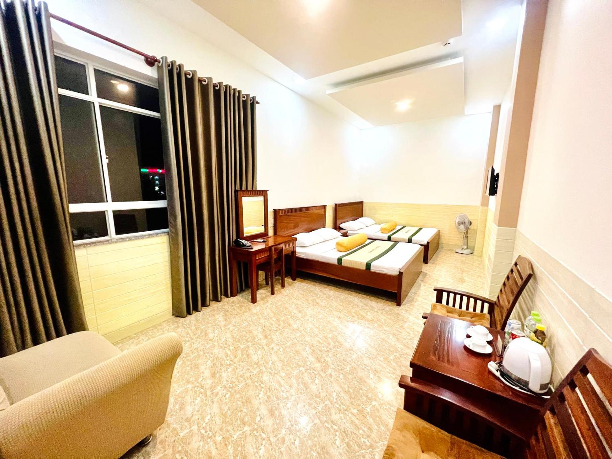 Xuan Huynh 3 Hotel Шокчанг Экстерьер фото