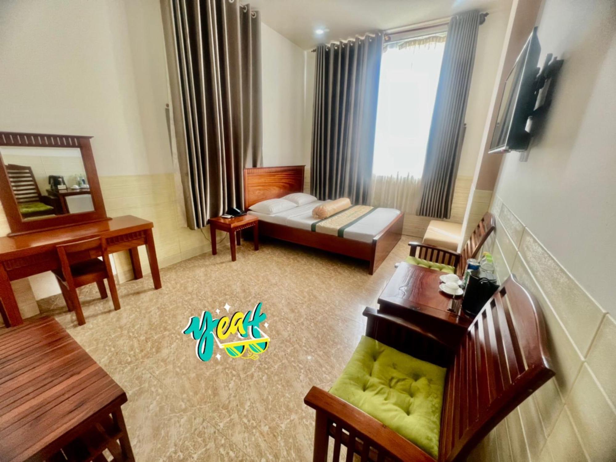 Xuan Huynh 3 Hotel Шокчанг Экстерьер фото